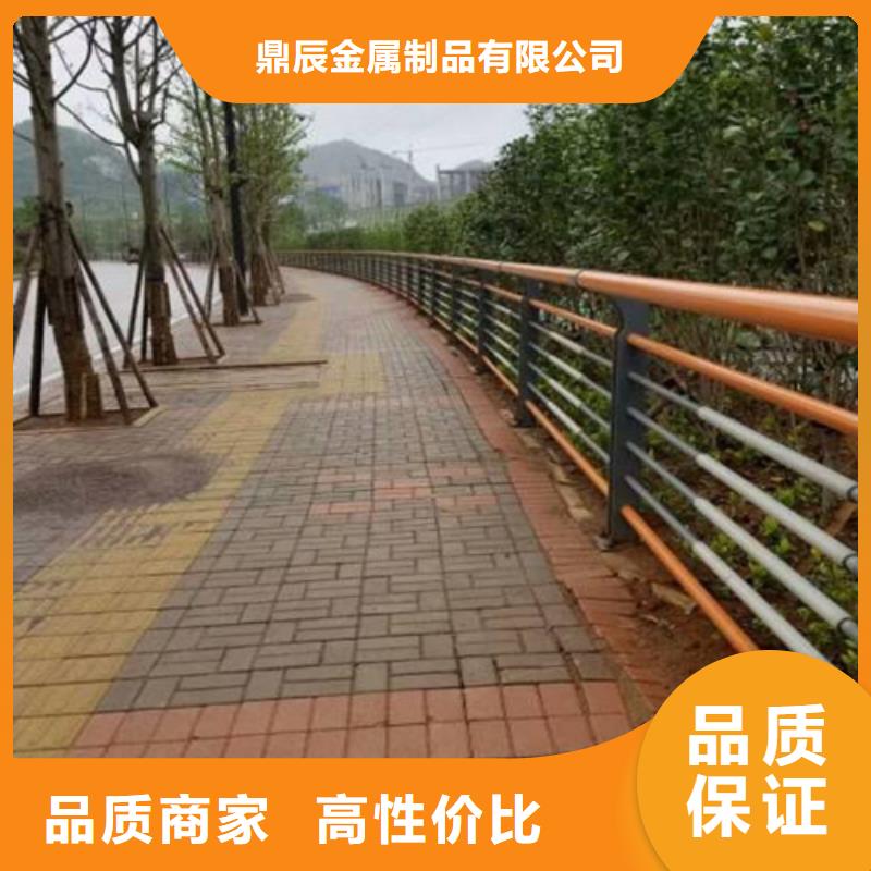 桥梁护栏【中央分隔栏】打造行业品质