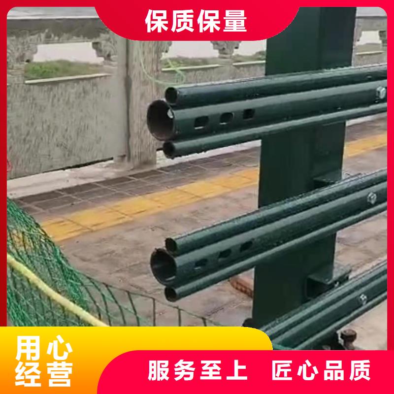 铸造石仿石护栏立柱-道路桥梁防撞护栏厂家技术先进
