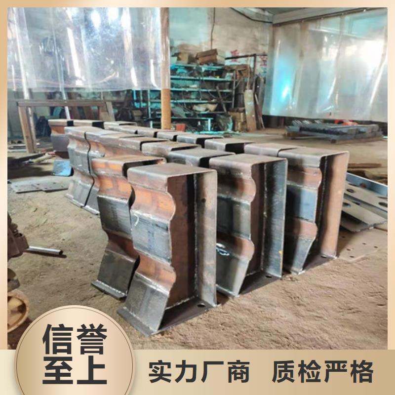 护栏国道抗冲击围栏让客户买的放心