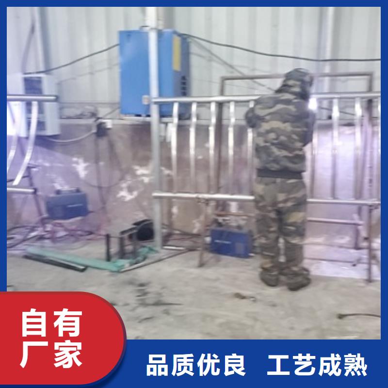 桥梁护栏国道抗冲击围栏快速报价