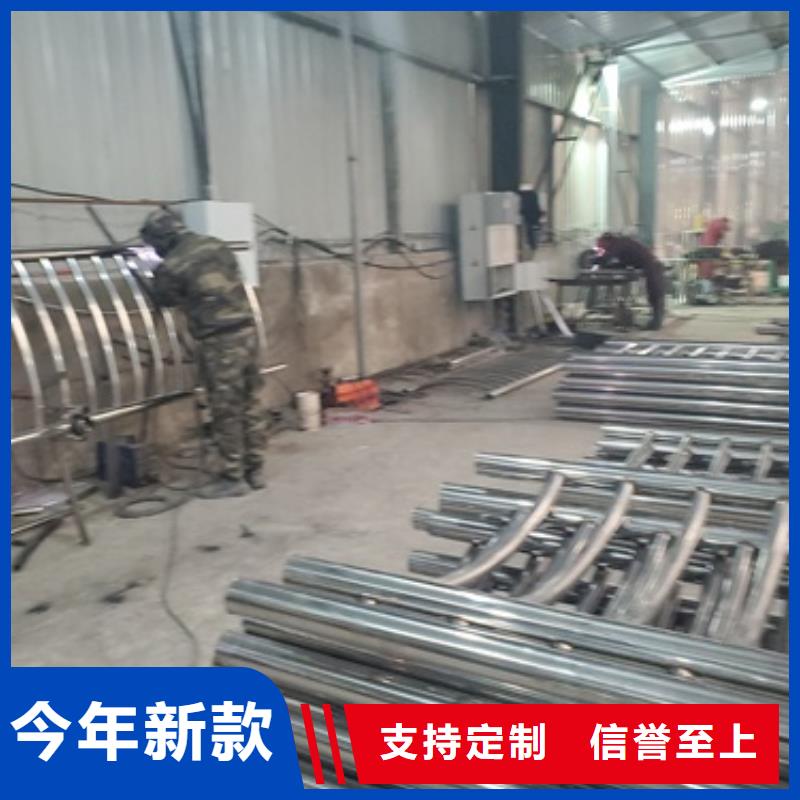  桥梁护栏严格把控质量