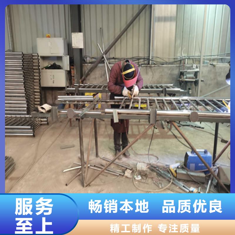 不锈钢复合管护栏防撞护栏立柱种类齐全