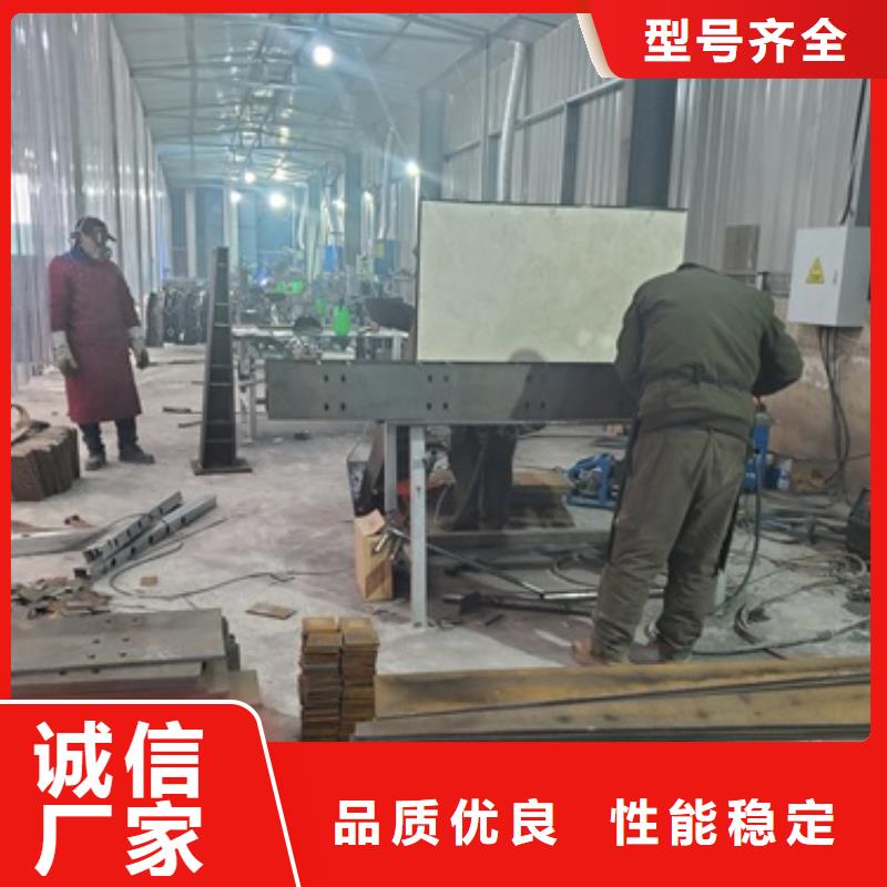 不锈钢复合管护栏镀锌波形护栏质检严格放心品质