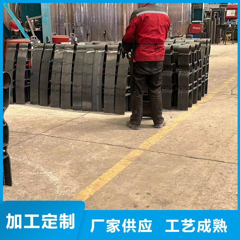 护栏,防撞护栏厂注重细节