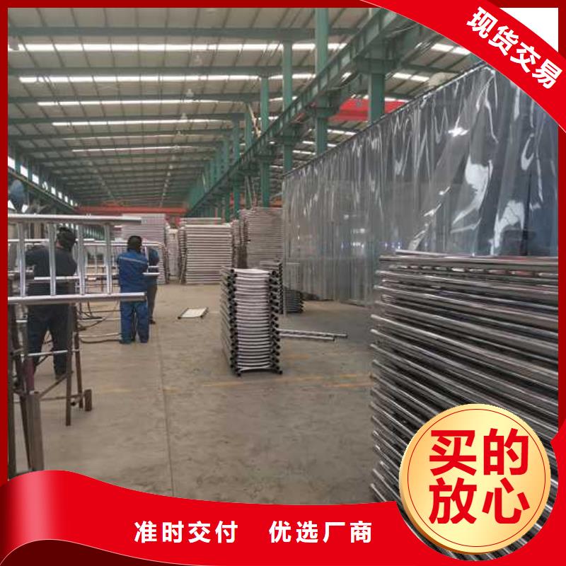 【灯光护栏防撞护栏精工打造】