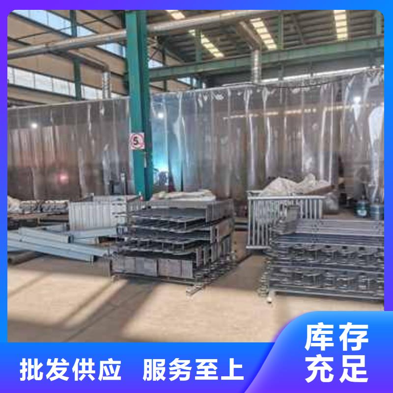 护栏立柱桥梁防撞护栏工厂直销