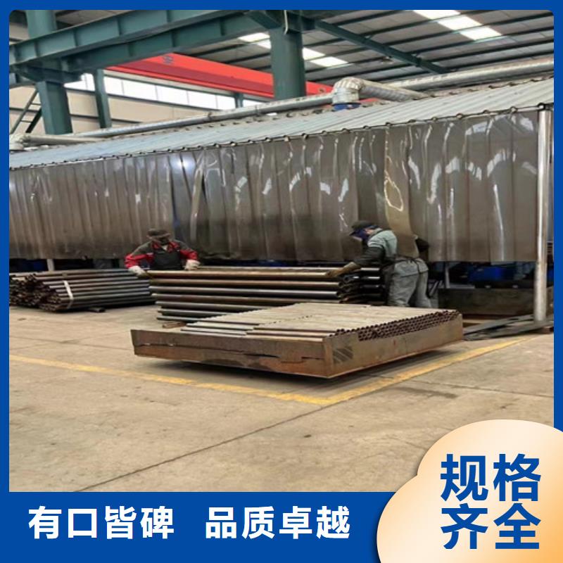 不锈钢碳素钢复合管护栏,桥梁护栏厂选择大厂家省事省心