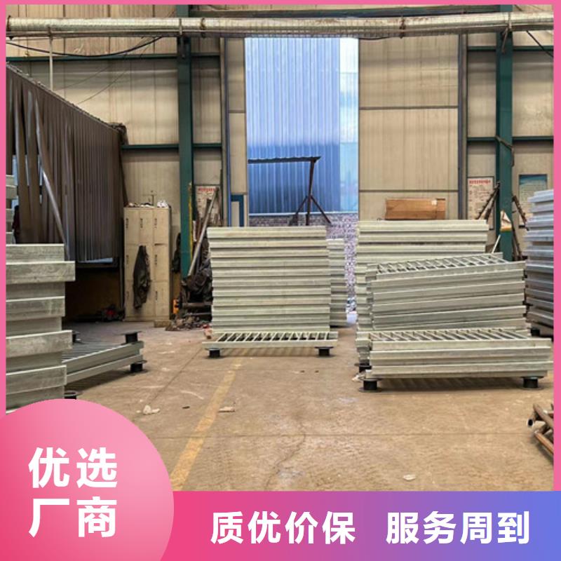 不锈钢碳素钢复合管护栏,灯光护栏厂厂家直营