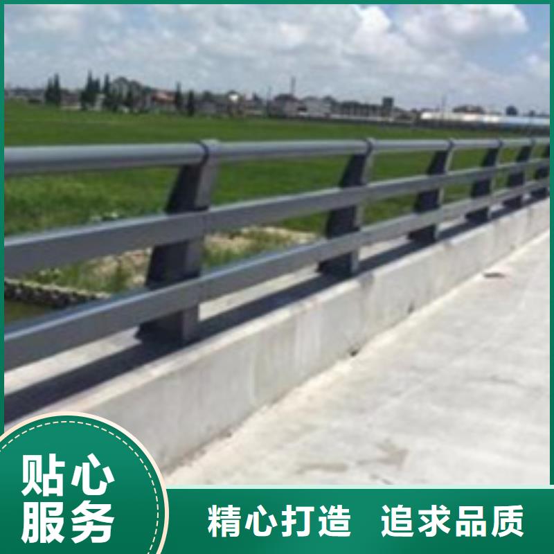 护栏_M型防撞护栏产品实拍