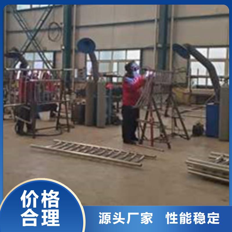 多年专注防撞桥梁护栏生产的厂家