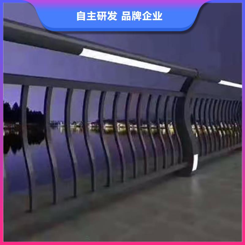 自有厂家 用心制作 灯光护栏同行低价电话号码
