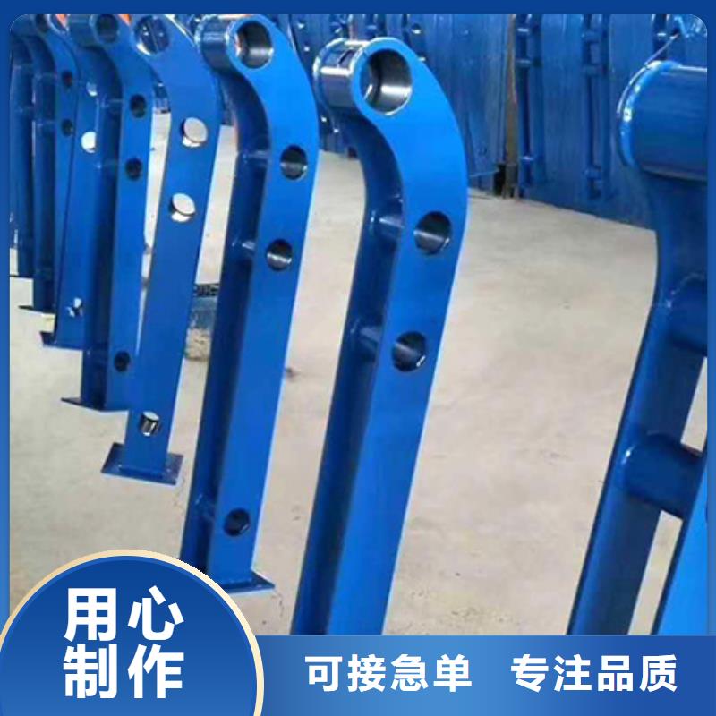 立柱桥梁防撞护栏视频-新疆伊犁市|克拉玛依|乌鲁木齐立柱桥梁防撞护栏-鑫腾