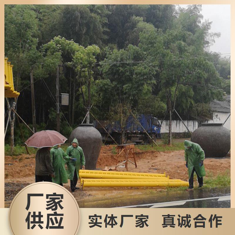 户外不锈钢候车亭来厂考察