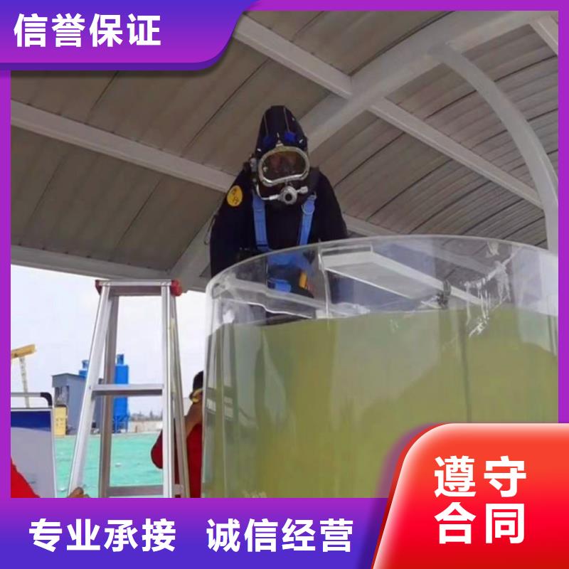 水下作业潜水员服务水下摄影品质好