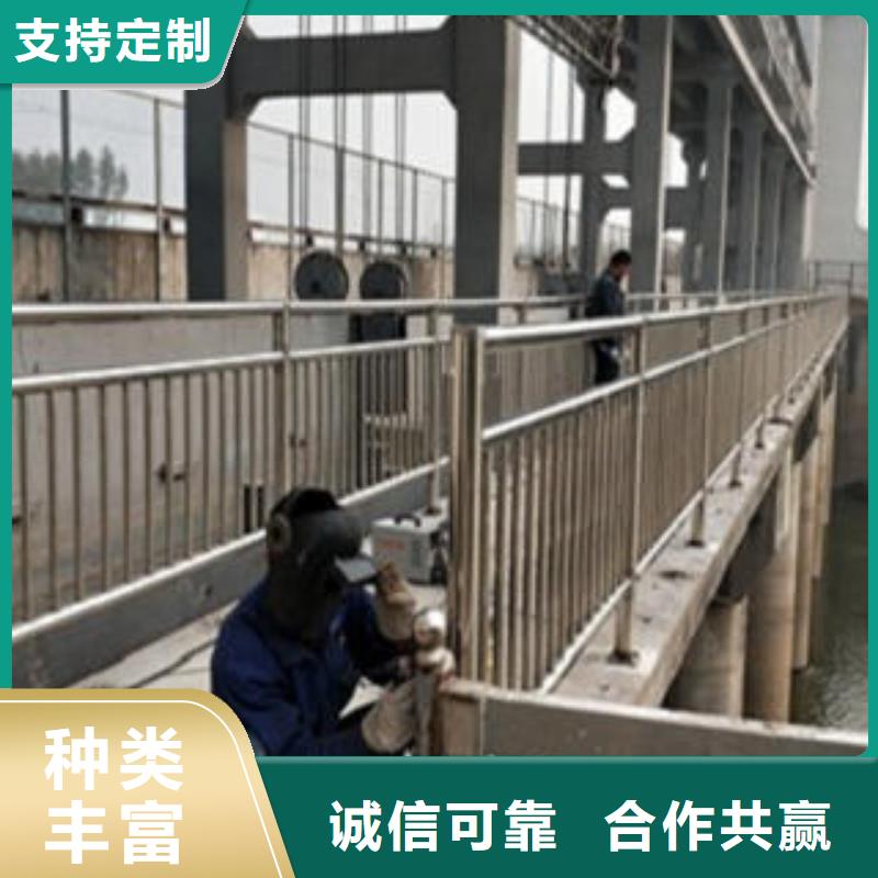 《鑫润通》【Q235材质钢板立柱切割】桥梁护栏生产厂家厂家大量现货v651.com