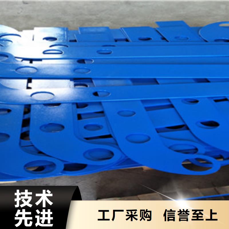 桥梁护栏立柱人车分流栏源头工厂